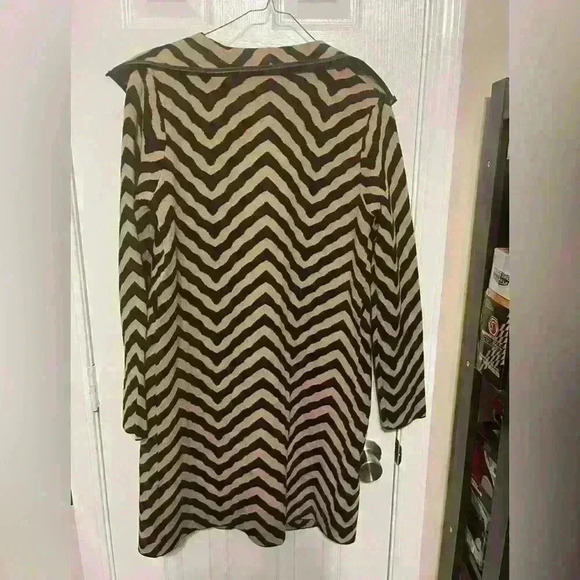 Tahari Brown Cardigan XS - Picture 2 of 4